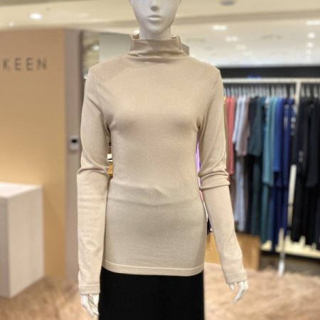 파인니트 슬림핏 롱슬리브 터틀탑