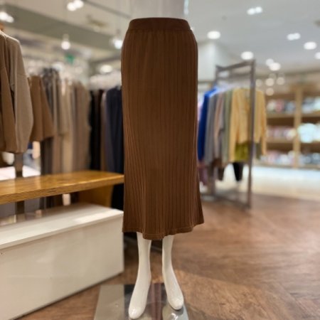 오데뜨 베이직 스커트