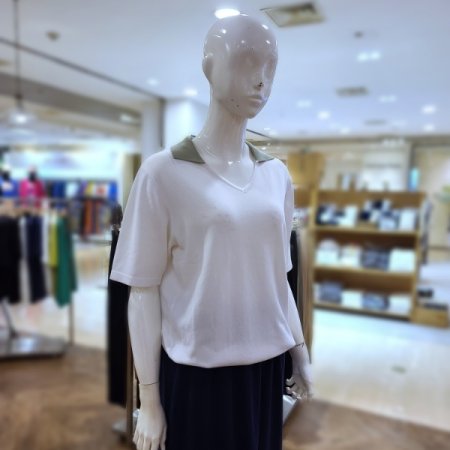 비스코스카라배색니트티셔츠