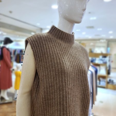 터들넥니트베스트