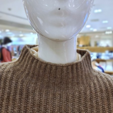 터들넥니트베스트