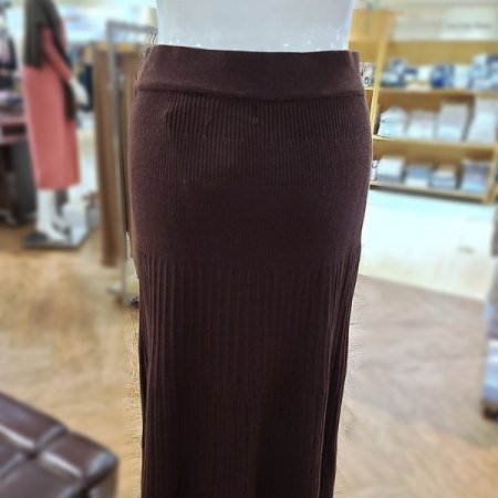 캐시혼용케이블조직A라인롱스커트