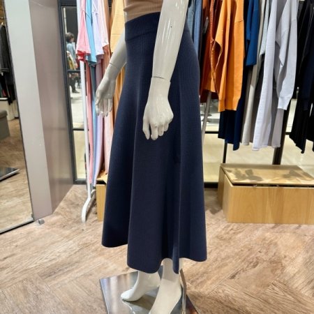 A라인 롱 스커트