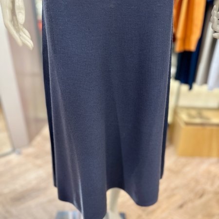 A라인 롱 스커트