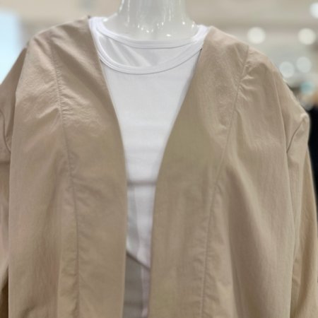 브이넥 무지 점퍼