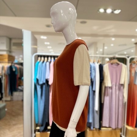 캐시혼용 라운드넥 베스트