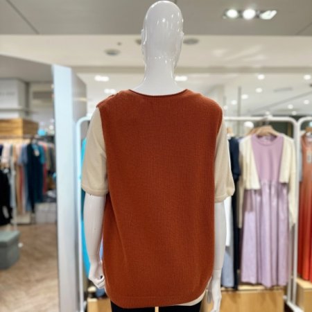 캐시혼용 라운드넥 베스트