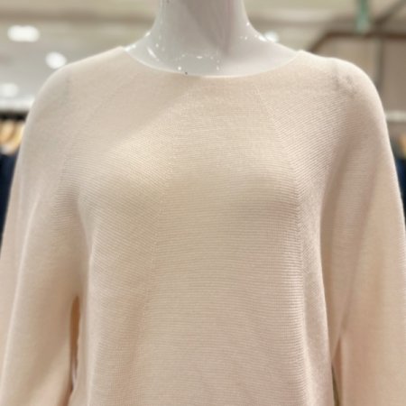 라운드 볼륨 니트