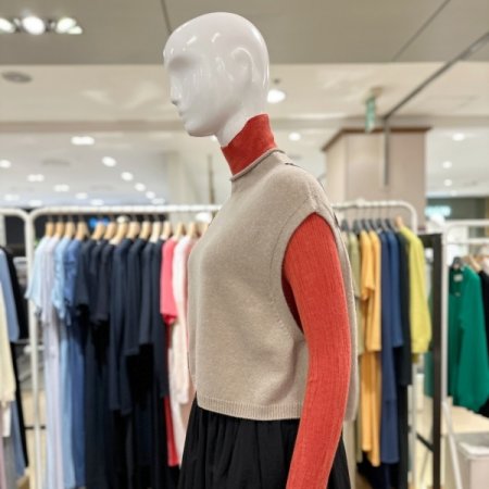 라운드 니트 베스트