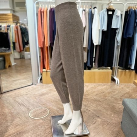 캐시 혼용 니트 조거팬츠