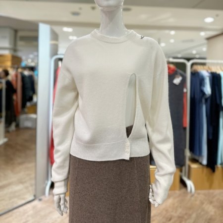 캐시미어 슬림 버튼 풀오버 니트