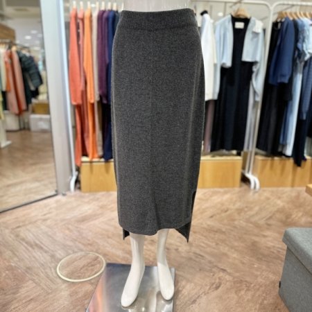 캐시미어 언발 롱 스커트