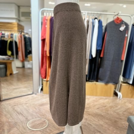 캐시미어 앞트임 롱 스커트