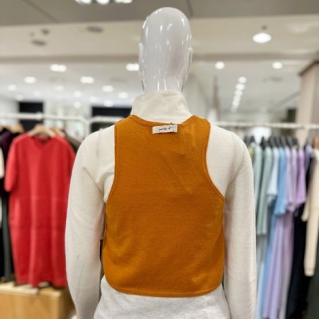 크롭 라운드 니트 베스트