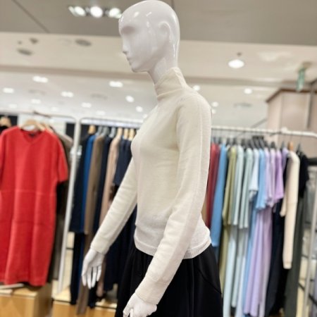 기본 터틀넥 니트