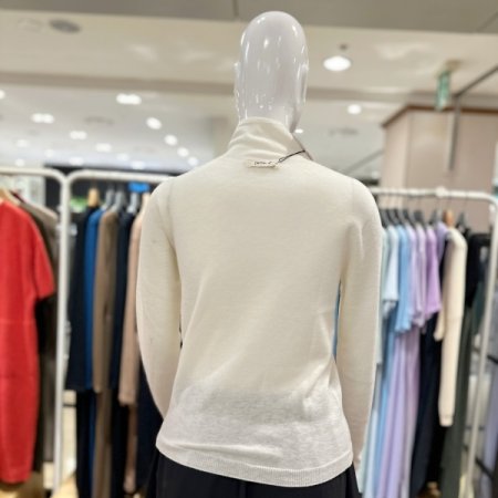 기본 터틀넥 니트