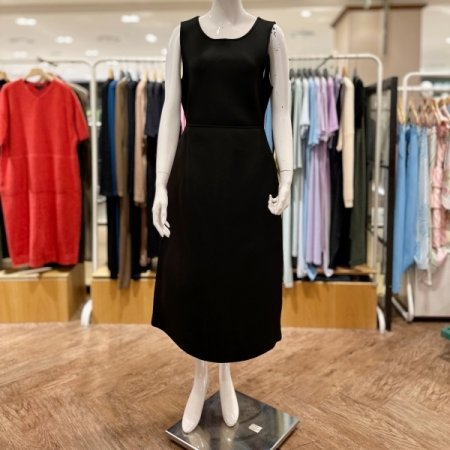 민소매 볼륨 라운드 원피스