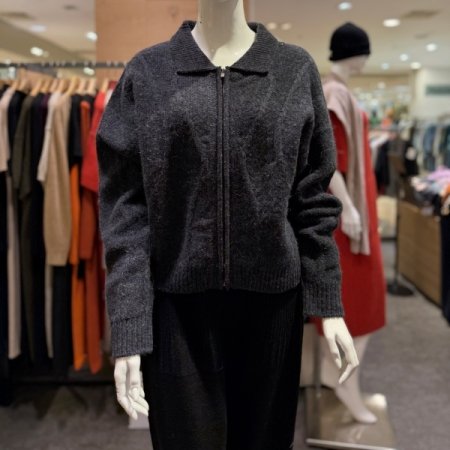 카라넥 집업 가디건