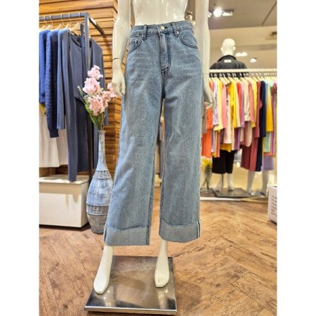 밑단 롤업 자수 통 와이드 팬츠