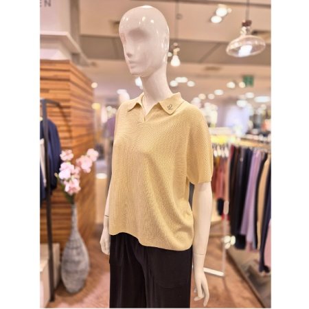 카라 하트 자수 니트