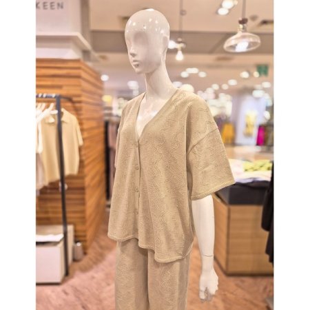 지그재그 패턴 가디건