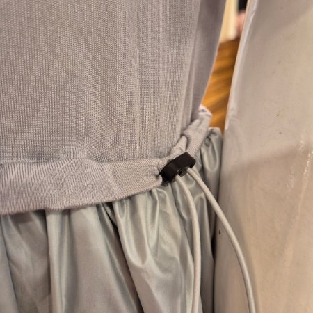 심리스 하이브리드 주름 원피스