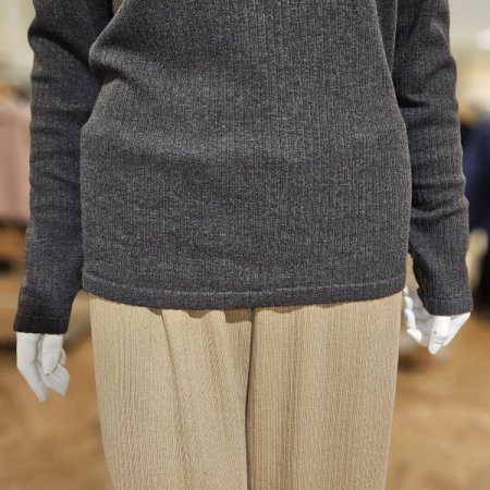 심리스 골지 발열 라운드넥 티셔츠