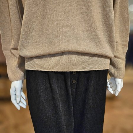 3D 브리엘 라운드넥 니트