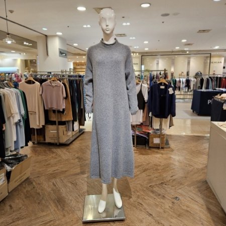 3D 울 하이넥 니트 롱 원피스