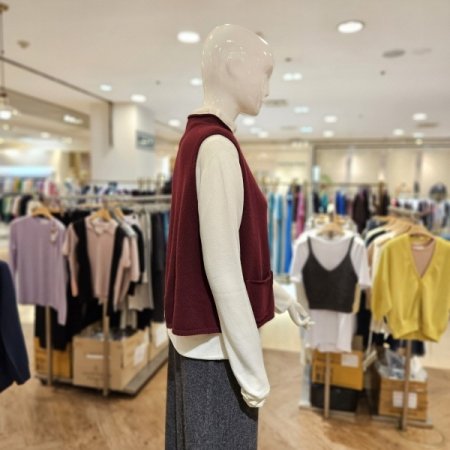 양포켓 반터틀넥 니트베스트