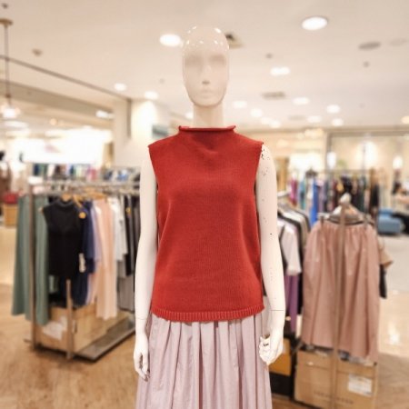 뒷 버튼 터틀넥 니트 베스트