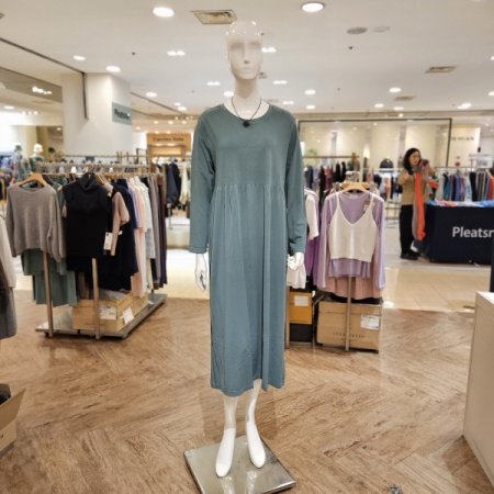 모달 긴팔 라운드넥 롱 원피스