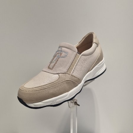 여성키높이스니커즈