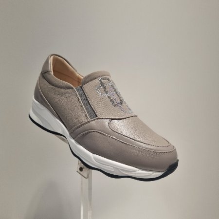 여성키높이스니커즈