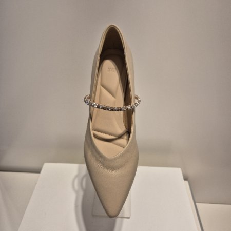 여성 발등 스트랩 정장 구두 연베이지