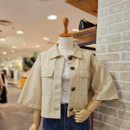 숏 기장 버튼 자켓