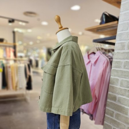 숏 기장 버튼 자켓