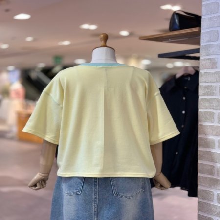 배색 반팔 티셔츠