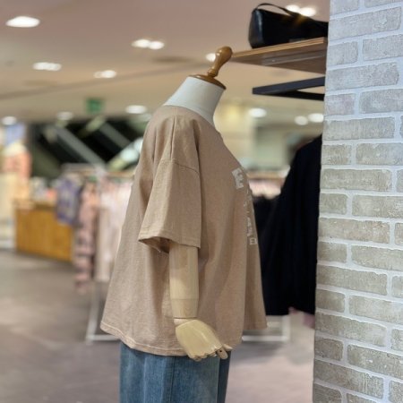 바게트 피그 티셔츠