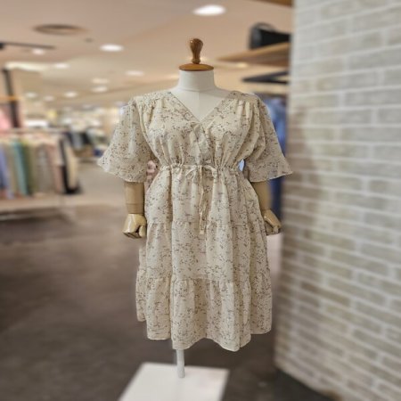 플레어 소매 원피스