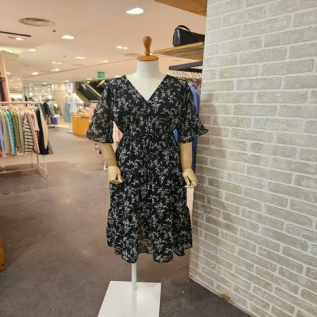 플레어 소매 원피스