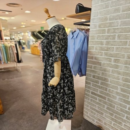 플레어 소매 원피스