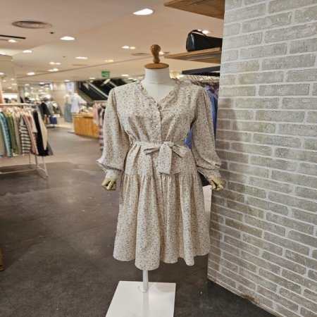 넥 프릴 플라워 원피스