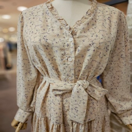 넥 프릴 플라워 원피스