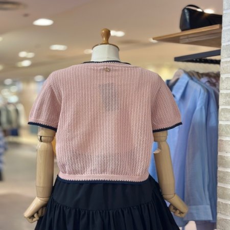 배색 라인 짜임 스웨터