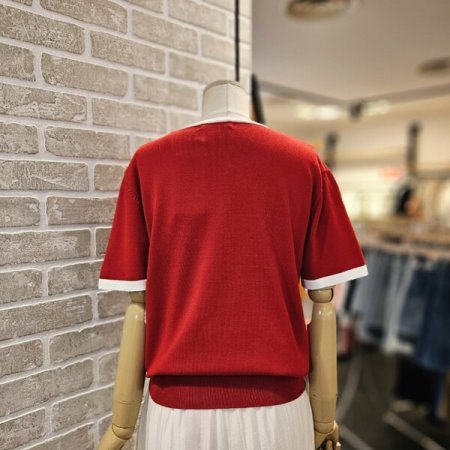 레터링 배색 니트