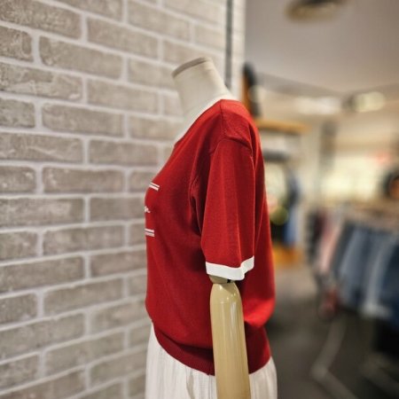 레터링 배색 니트