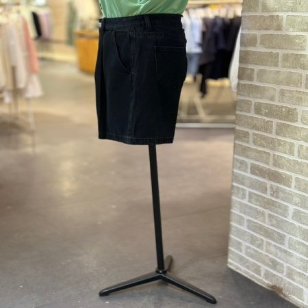 턱 데님 숏 팬츠