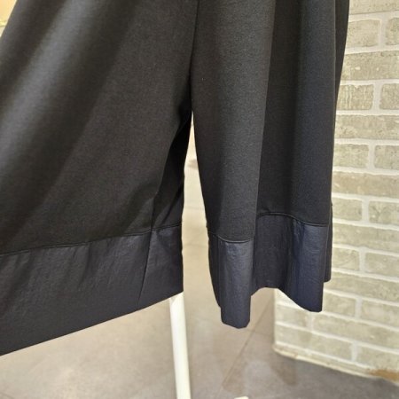 우븐 배색 와이드 8부 팬츠