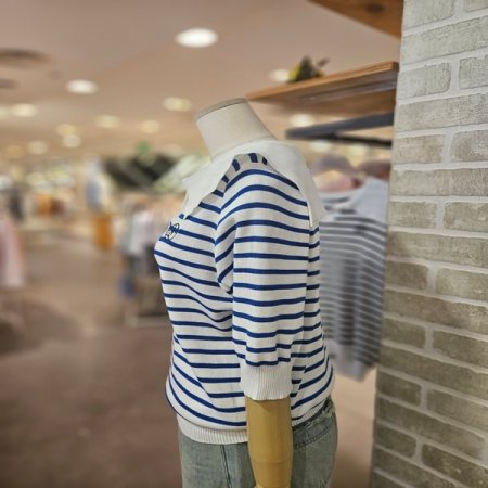 LCV 자수 스웨터